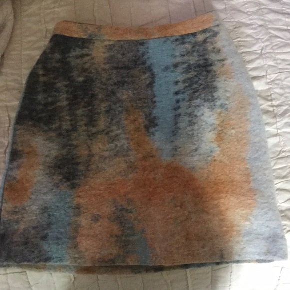 Paper Crown skirt - Picture 1 of 2